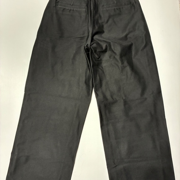 Lululemon Utilitech Trouser 7/8 – Size 6 – Black – Worn Once (Fits Small) - Picture 2 of 3